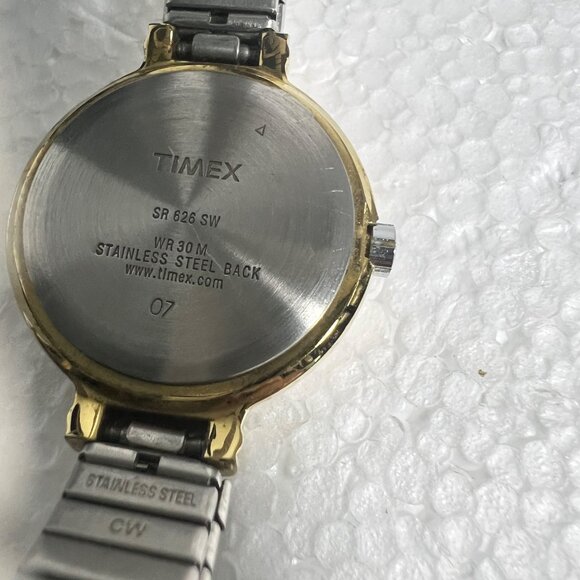Vtg Timex Ladies Two-Tone Expansion Watch Quartz Stainless Steel Band Works - Picture 4 of 7